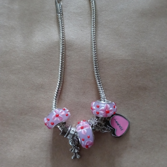 Charm bracelets - Picture 2 of 4